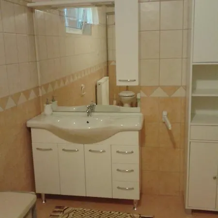 Apartamento Alexandr Alsópáhok