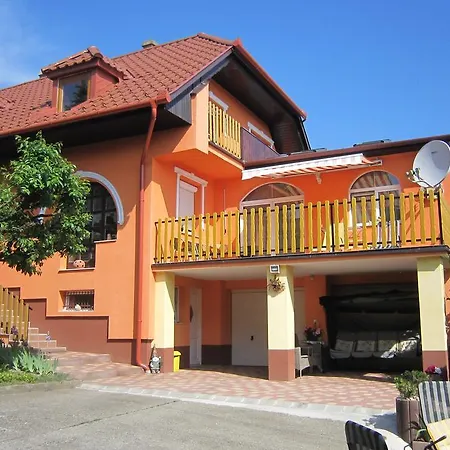 Alexandr Apartamento *